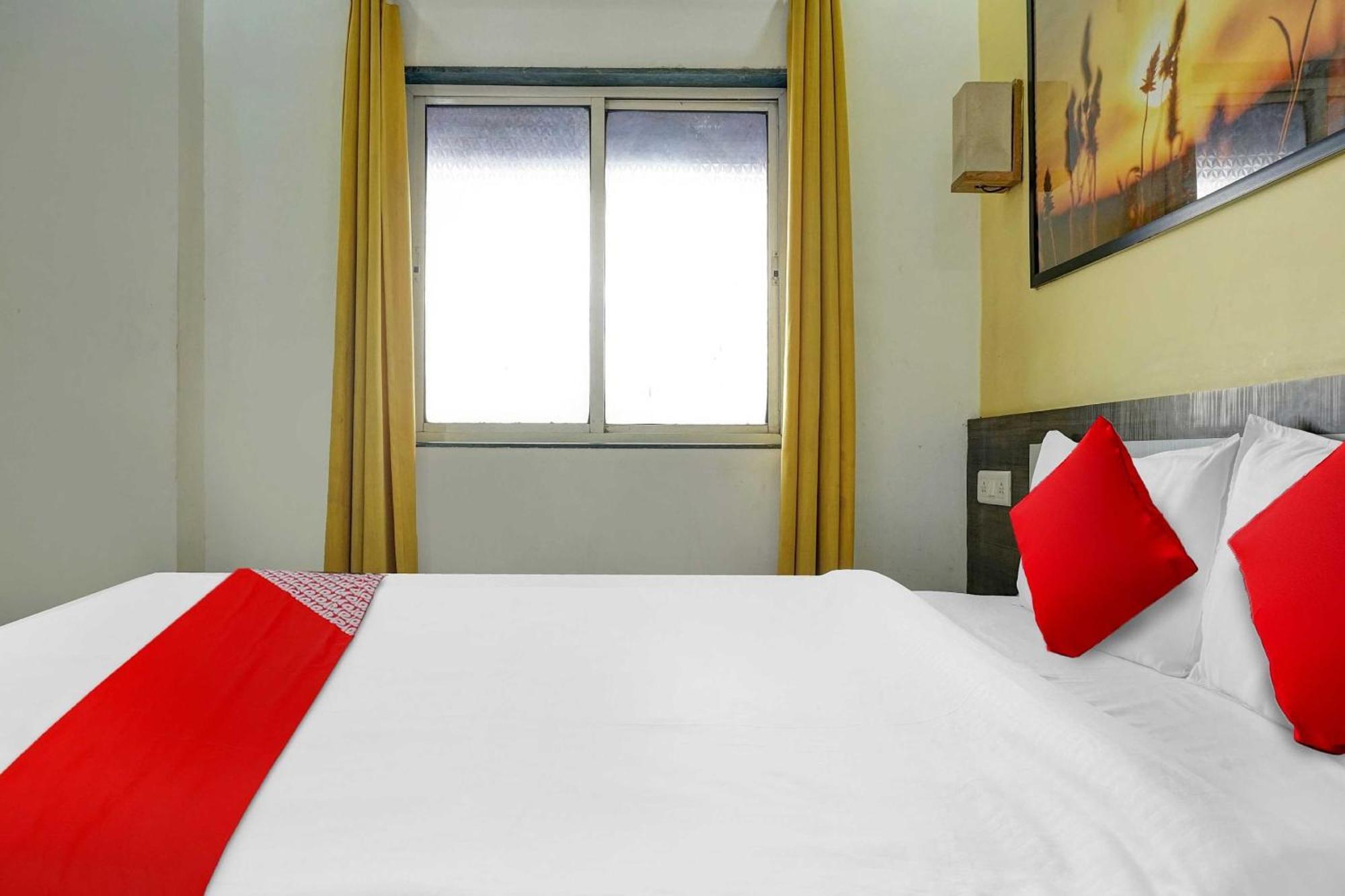Hotel O Pimprii Stays Exteriér fotografie