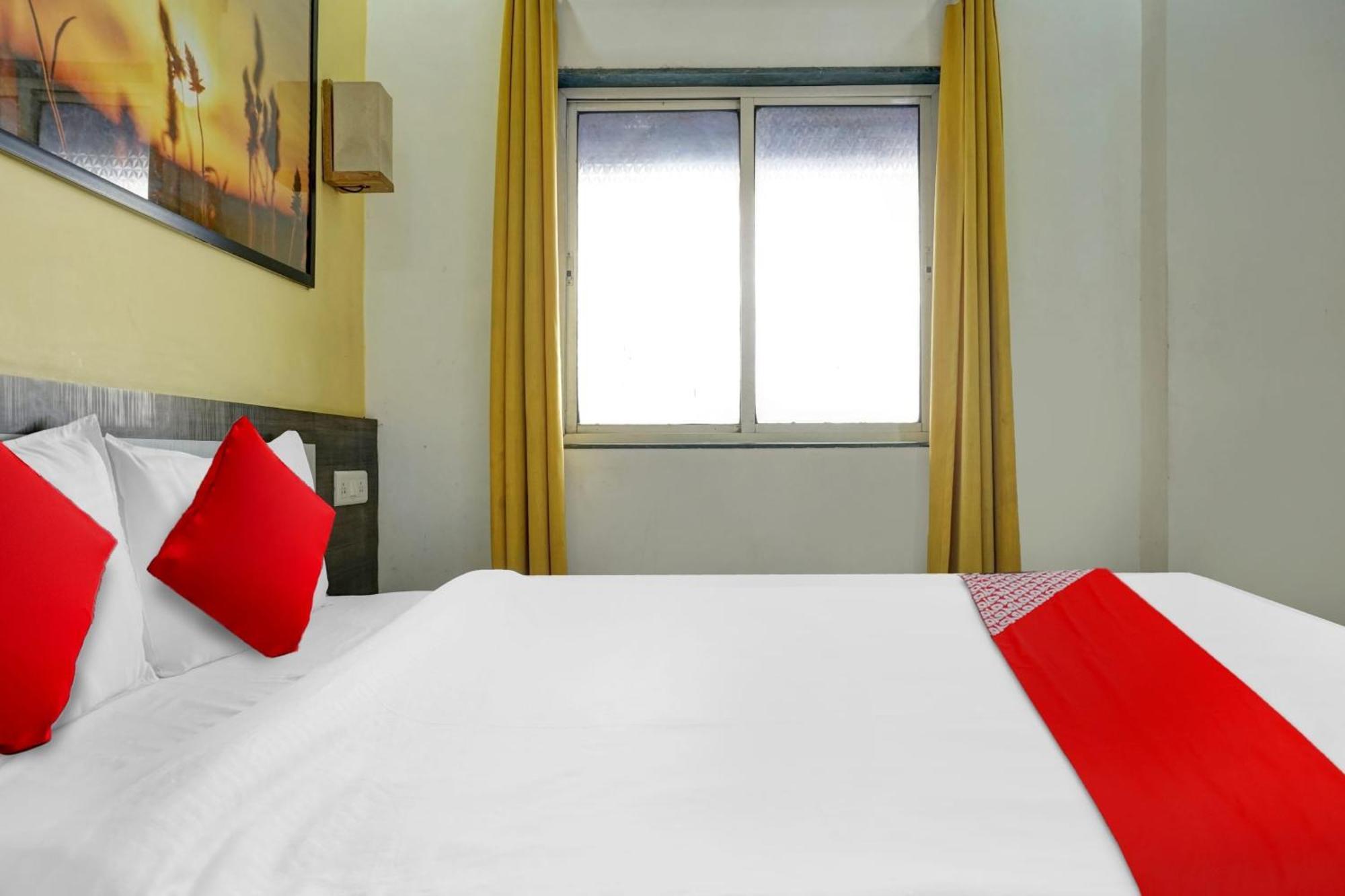 Hotel O Pimprii Stays Exteriér fotografie