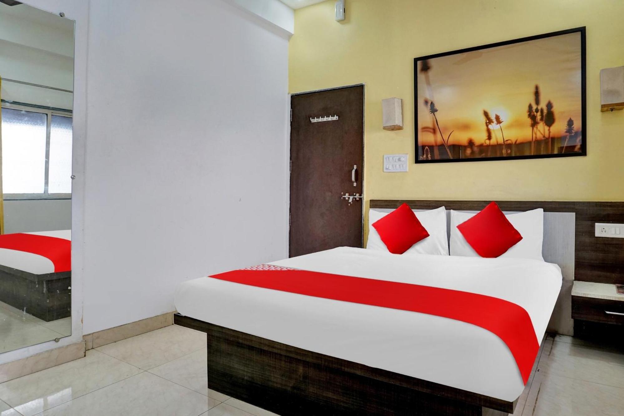 Hotel O Pimprii Stays Exteriér fotografie